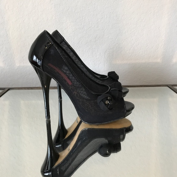 Betsey Johnson size 7 black heels - Picture 3 of 6